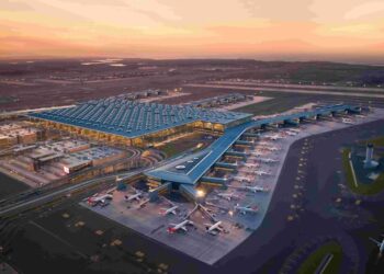 Türkiye'deki yolcuların yüzde 55'i İstanbul havalimanlarından uçtu
