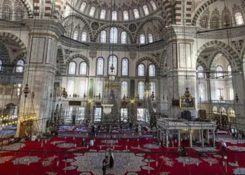 Türkiye'nin En İnançlı İlleri Açıklandı! İlk Sıradaki İl Herkesi Şaşırttı, Kimse Beklemiyordu