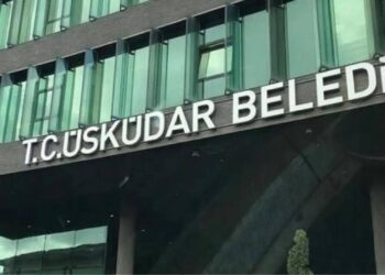Üsküdar Belediyesi'nden ilk ve orta öğretim öğrencilerine kırtasiye ve giyim desteği