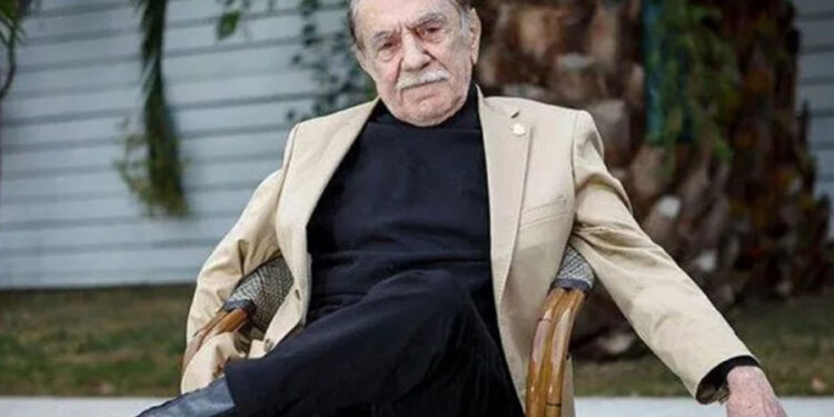 Usta oyuncu Aydemir Akbaş yaşamını yitirdi