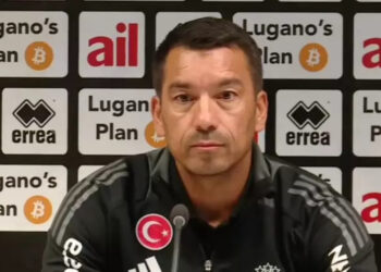 Van Bronchost'tan Aboubakar Yanıtı: 'Bekleyip Göreceğiz'