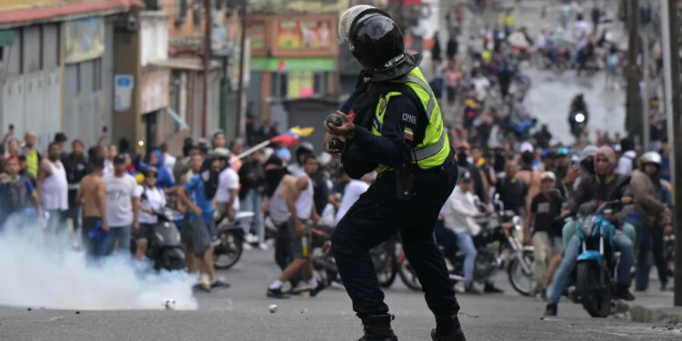 Venezuela'daki Olaylarda 2 Bin 229 Gözaltı