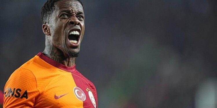 Wilfried Zaha transferinin gecikme nedeni ortaya çıktı