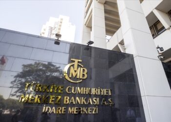 Yıllık enflasyon yüksek bazın etkisiyle tüm ana gruplarda düştü