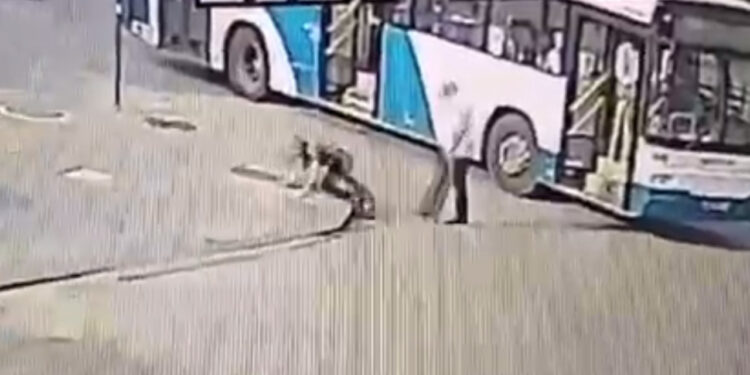 Yolcuyu Otobüsten Atıp Darbetti: '20 Yıl Yattım, 20 Yıl da Senin İçin Yatarım'