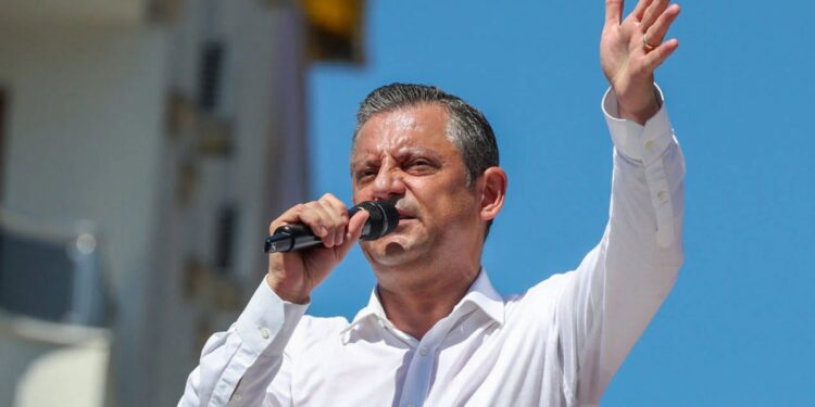 ‘CHP, üç siyaset tarzını birlikte deniyor ama eksik olan şu…’