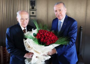 ‘Erdoğan-Bahçeli arasındaki kankalık perçinleşirken, CHP irtifa kaybı yaşıyor’