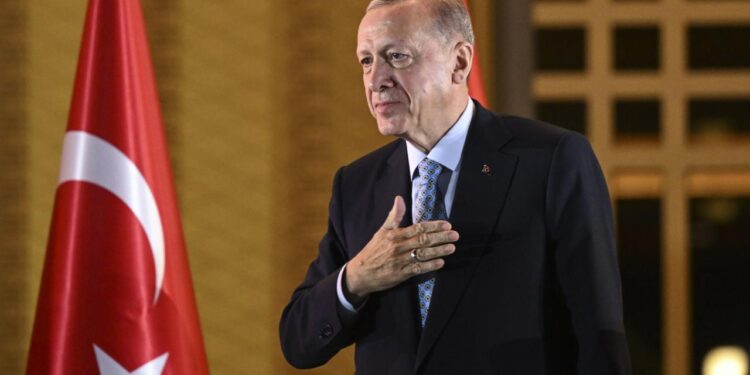 ‘Ne damatları ne de oğlu, Erdoğan’ın halefini buldum’