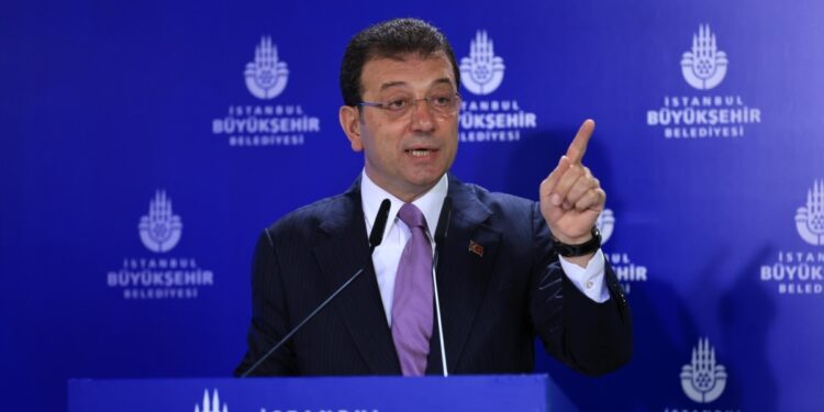 İmamoğlu: “Yargının manipüle edilmesine ümit ederim İstinaf son verir”