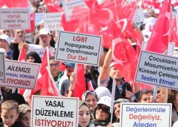 İstanbul’da “nefret söylemi” Ankara’da devlet desteğine tepki vardı