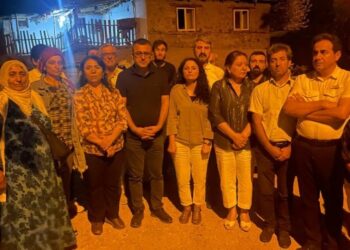 Ablukanın yaşandığı Peçar’a ziyaret: Evler kurşunlanmış