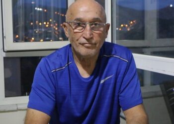 Dicle Anter: Ağabeyim babamın kapısını hep açık tuttu