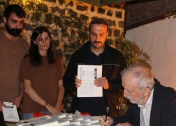 Gazeteci Aykol: Bayrağı Apê Musa’dan devraldım
