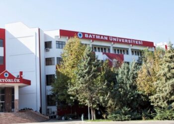 Batman Üniversitesi Erasmus ödeneğiyle mobilya aldı