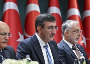 OVP açıklandı: Büyüme ve enflasyon tahminleri revize edildi
