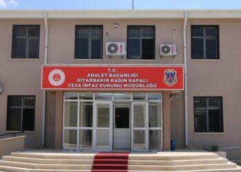 Cezaevinde doğum yapan çocuk Amed’e sevk edildi