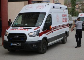 Uzman çavuşun çarptığı genç yoğun bakıma alındı