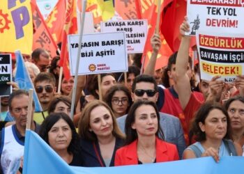 Kadıköy’de barış mitingi: Savaş politikalarına son verin