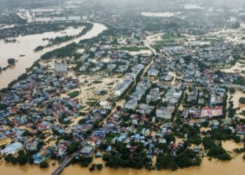 Vietnam’da sel: En az 143 ölü