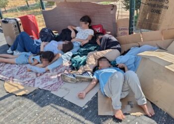 BM sınırda bekletilen çocuklar için Türkiye’den savunma istedi