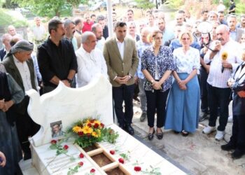 İbrahim Ayhan mezarı başında anıldı