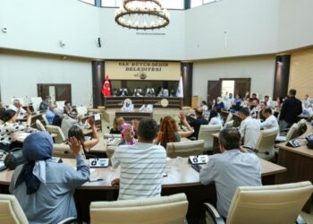 Wan’daki 8 sokak Narin’in anısına ‘çocuk yaşam sokağı’na dönüştürülecek