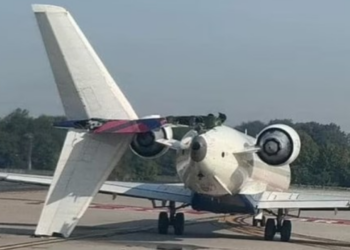 ABD'de 2 Yolcu Uçağı Pistte Çarpıştı: Soruşturma Başlatıldı