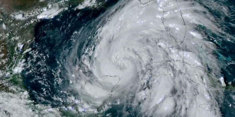 ABD'de Helene Kasırgası Kabusu Sürüyor! Ölü Sayısı 52'ye Yükseldi