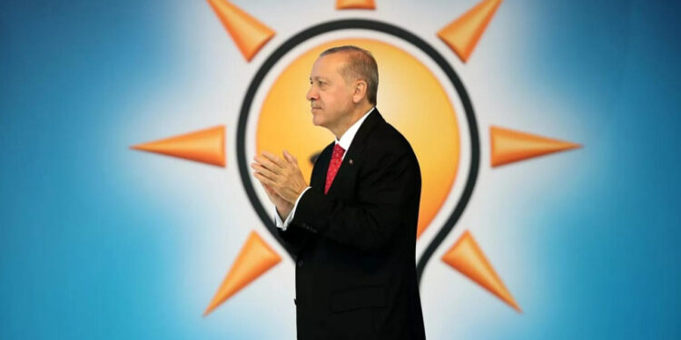 AKP’nin Ezberi Bozuldu: 'Erdoğan’a Duyulan Güven Zedeleniyor'