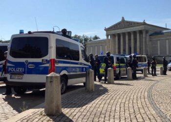 ALMANYA | Münih polisi, İsrail Konsolosluğu yakınlarında silahlı bir şüpheliyi vurdu