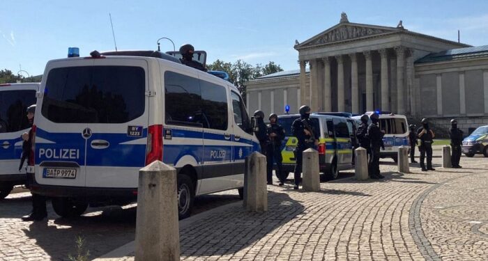 ALMANYA | Münih polisi, İsrail Konsolosluğu yakınlarında silahlı bir şüpheliyi vurdu