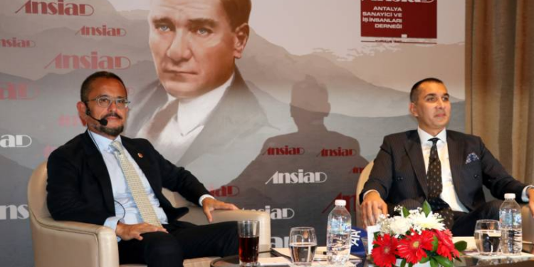 Ali Sabancı'nın tekne kazasındaki ilk sözleri: Herkes hayatta mı?