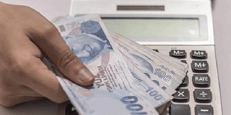 Alım gücü 4 bin 808 lira eridi