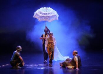 Amed Büyükşehir Belediyesi Tiyatrosu perdelerini açıyor