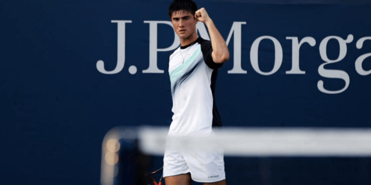 Atakan Karahan'dan Amerika Açık'ta Tarihi Başarı