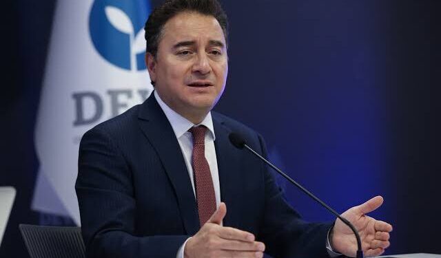 Babacan açıkladı: DEVA ile Gelecek Partisi birleşiyor