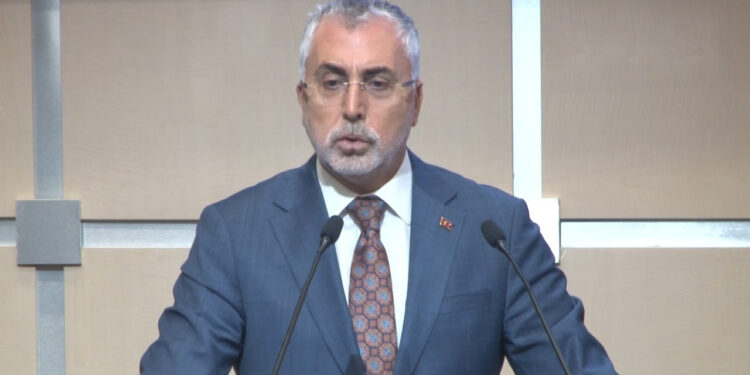 Bakan Vedat Işıkhan İTO Meclis Toplantısı'na Katıldı: 'Dezavantajlı Kesimler Faydalanacak’'