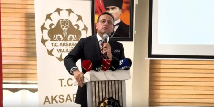 Bakan Yardımcısından Tepki Çeken Sözler: 'Yayınlamazsanız Sevinirim...'