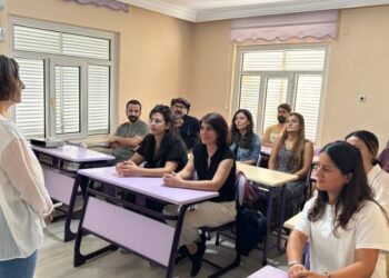 Baskın düzenlenen MED-DER'de ilk ders: Qirkirana Çandî