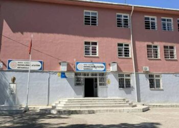 Beden eğitimi dersinde fenalaşan 11 yaşındaki çocuk yaşamını yitirdi