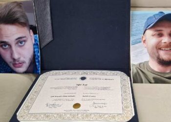 "Benim oğlum gemiye hiç binmedi mi?"