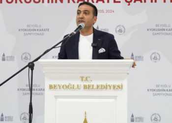 Beyoğlu Belediyesi'ne Kaymakamlıktan Engel! Belediye Yöneticilerinin, Kaymakamlık Binasına Girişleri Yasaklandı!