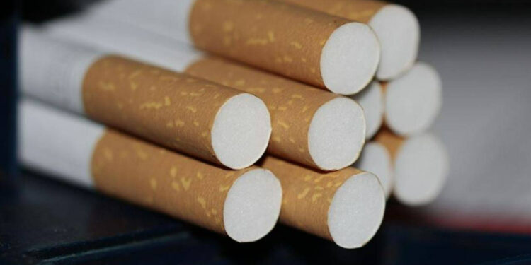 Bir Vergi İndirildi, Bir Vergi Artırıldı... Sigaraya Vergi Ayarı Ne Anlama Geliyor?