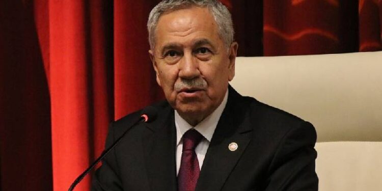 Bizleri yönetenler ellerindeki işleri birilerine teslim edip bu toplumsal çürümeye odaklanmak zorunda