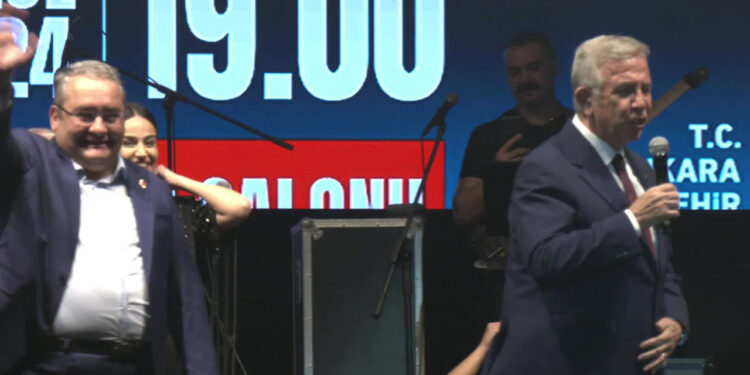 "Bozkırın Tezenesi" Başkent'te Türkülerle Anıldı