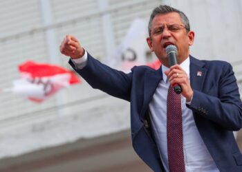 "Bu çocuklar size benzeyip de 'Hepimiz Trikopis'in askerleriyiz' mi diyeceklerdi?"