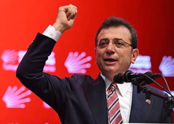 CHP'nin önündeki en yaşamsal sorun, İmamoğlu'na siyaset yasağı da içeren davanın sonucudur