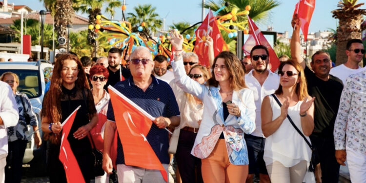 Çeşme Festivali Başladı