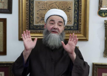 'Cübbeli Ahmet' Saldırıya Uğradı