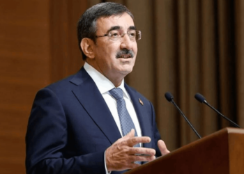 Cumhurbaşkanı Yardımcısı Yılmaz'dan Dikkat Çeken Mesaj: Enflasyonla Mücadelede Büyümeden Fedakarlık!